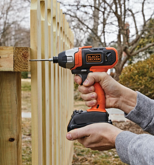 BLACK+DECKER compact drill