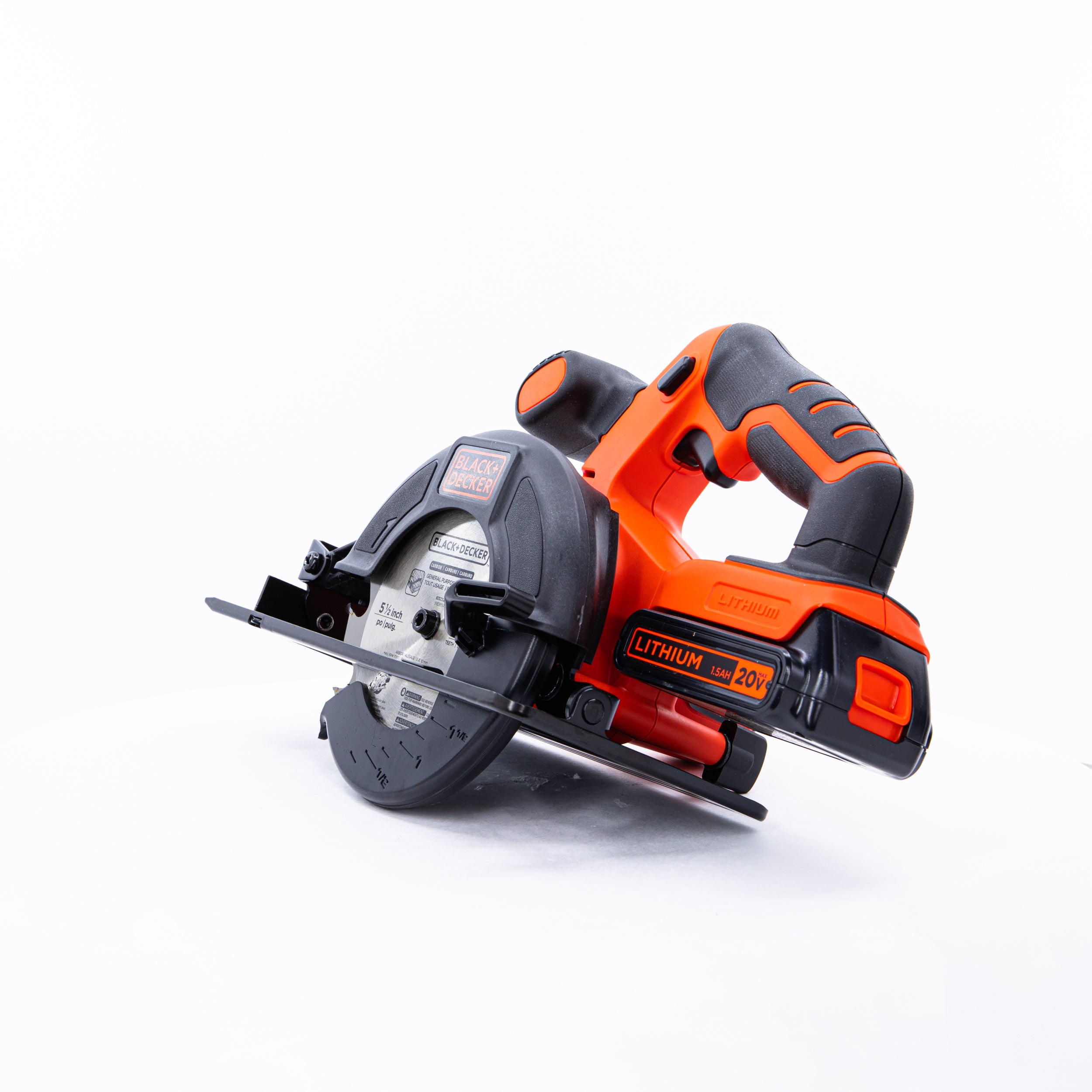 20V Max* Powerconnect 5-1/2 In. Cordless Circular Saw | BLACK+DECKER